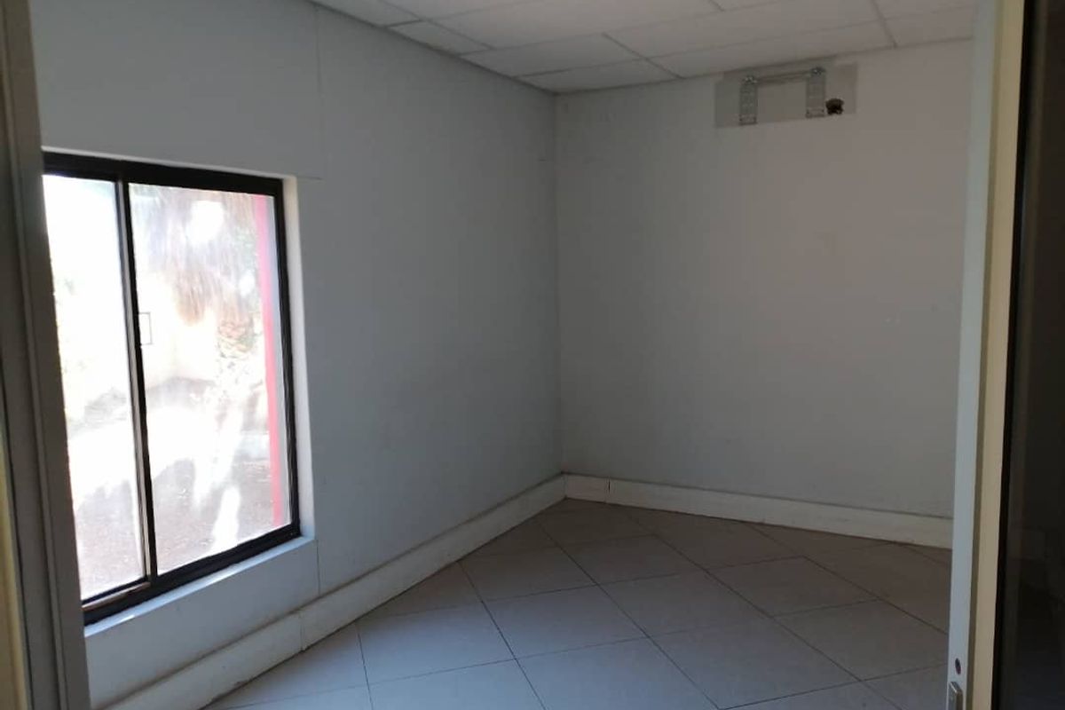 Office For Sale in Windhoek West - Photo 2