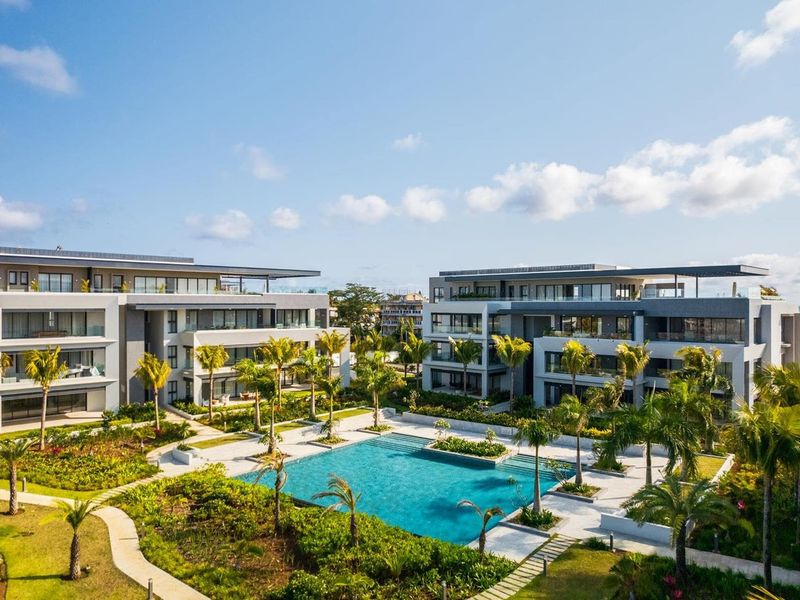 Elevated Living | 2-Bedroom Apartment – Phase 5. - Photo 2