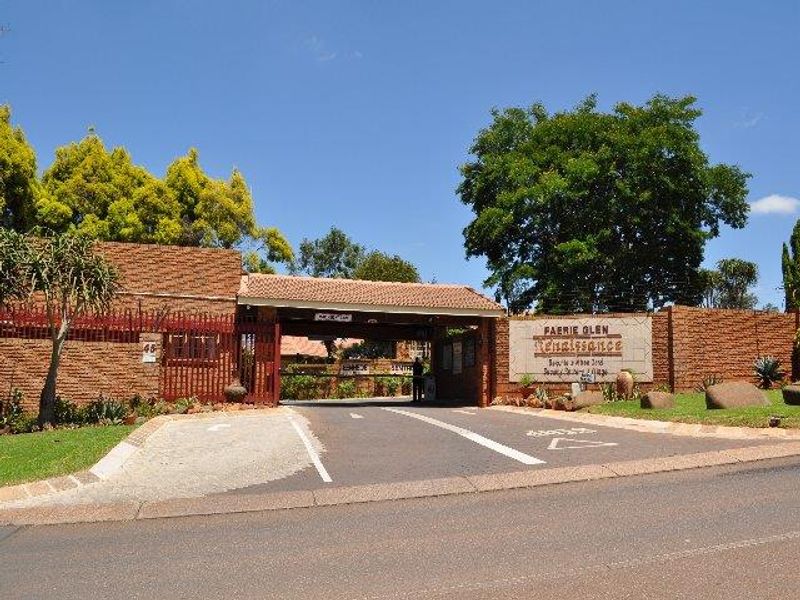 SPECIOUS HOME FOR SALE IN RENAISSANCE RETIRMENT VILLAGE - Photo 1