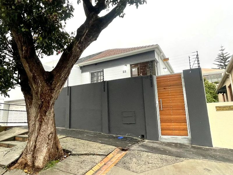 Renovated Two Bedroom Home with Excellent Security - Photo 3