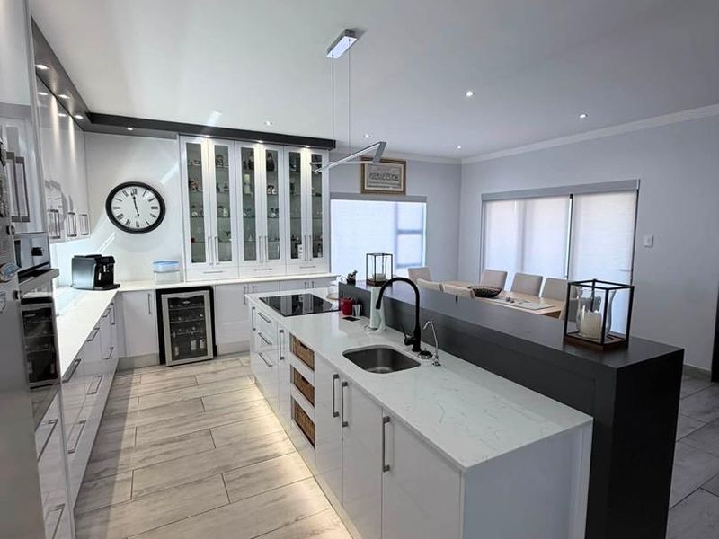 Kleine Kuppe- To Let- N$30 000 - Photo 7