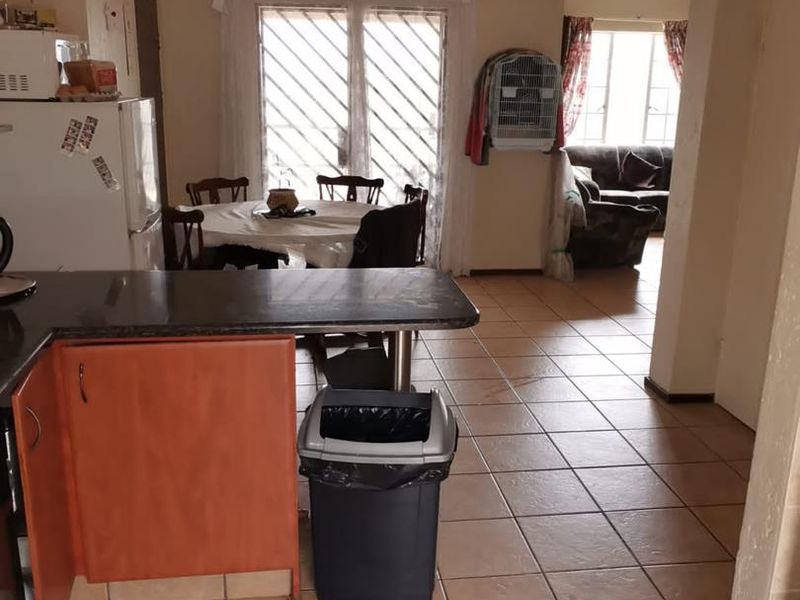 Beautiful duplex apartment for sale in Brentwood Park - Photo 7