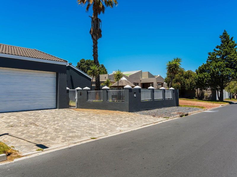 Summer Loving with the Whole Family - Photo 3