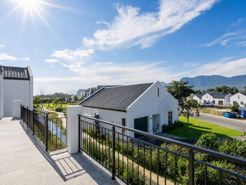 Luxury Family Home with Spectacular Mountain Views | Paarl Valleij Lifestyle Estate & Farm - Photo 6