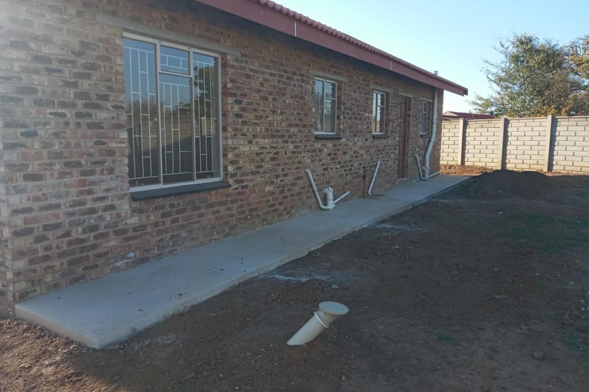 Spacious family home Riversdale Meyerton - Photo 3