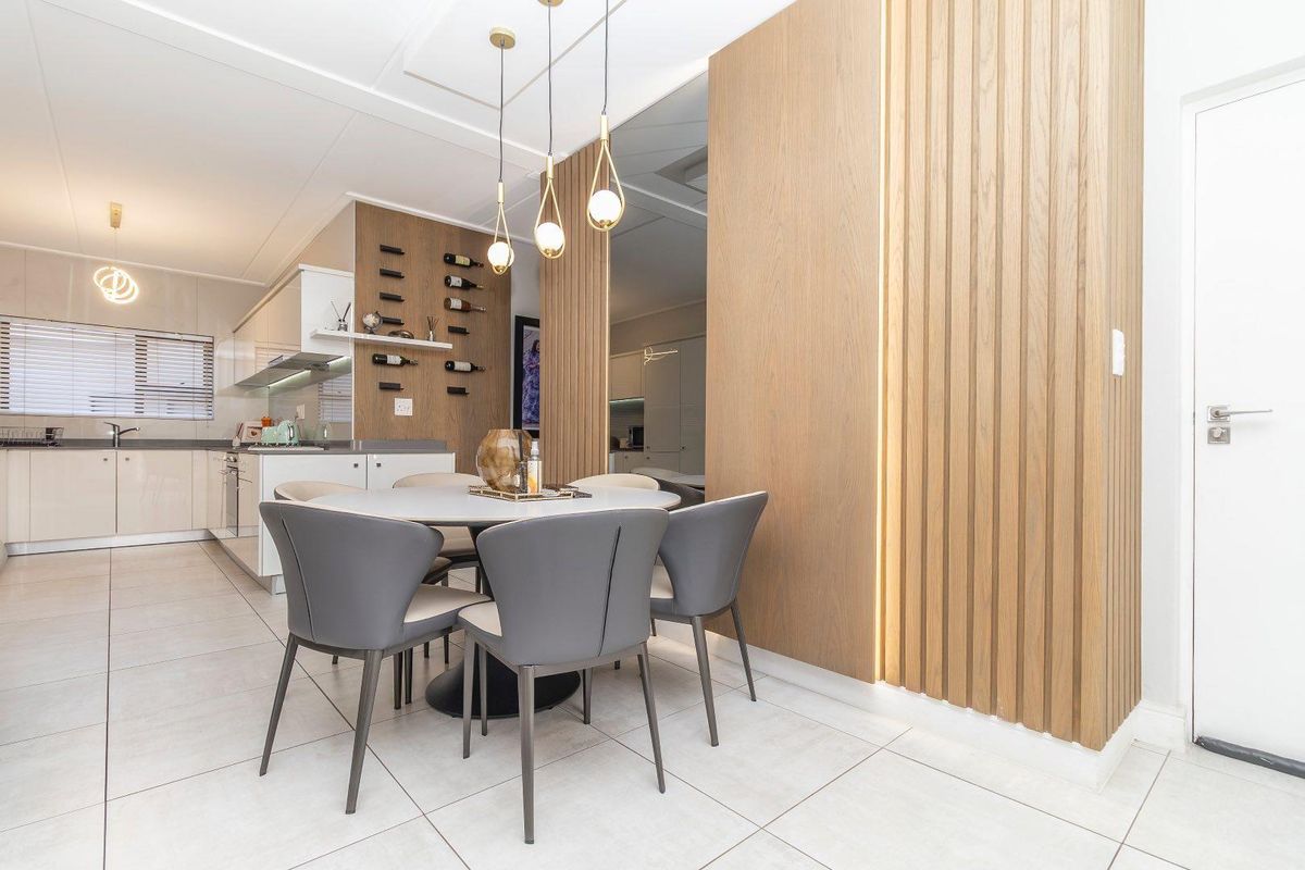 Luxury Fully Furnished Apartment to Rent | The Polofields. - Photo 3