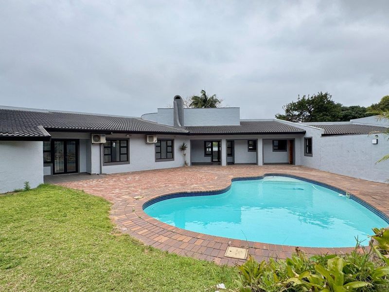 NEWLY RENOVATED 4 BEDROOM FAMILY HOME - Photo 1