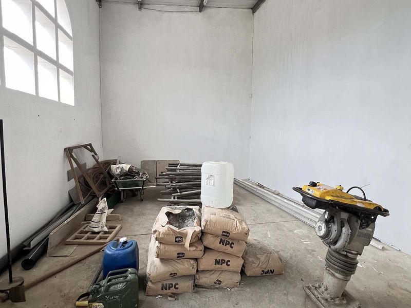 Commercial / Industrial space available for rent in Newlands West - Photo 8