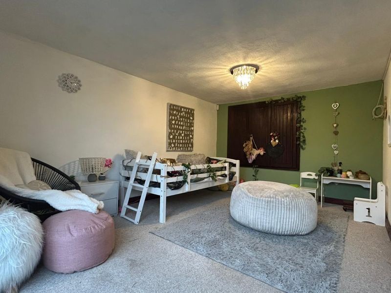 Discover Unparalleled Luxury Living in Windhoek’s Prestigious Ludwigsdorf Suburb - Photo 8