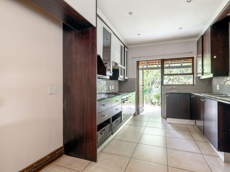 3 Bedroom House to Rent in Dainfern - Photo 8