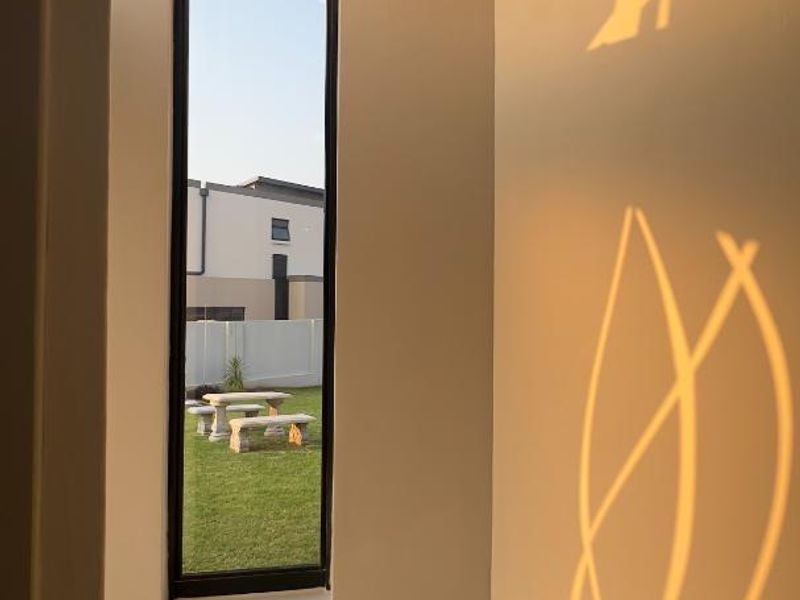 Bright, Modern & Beautifully Designed for Family Living - Photo 4
