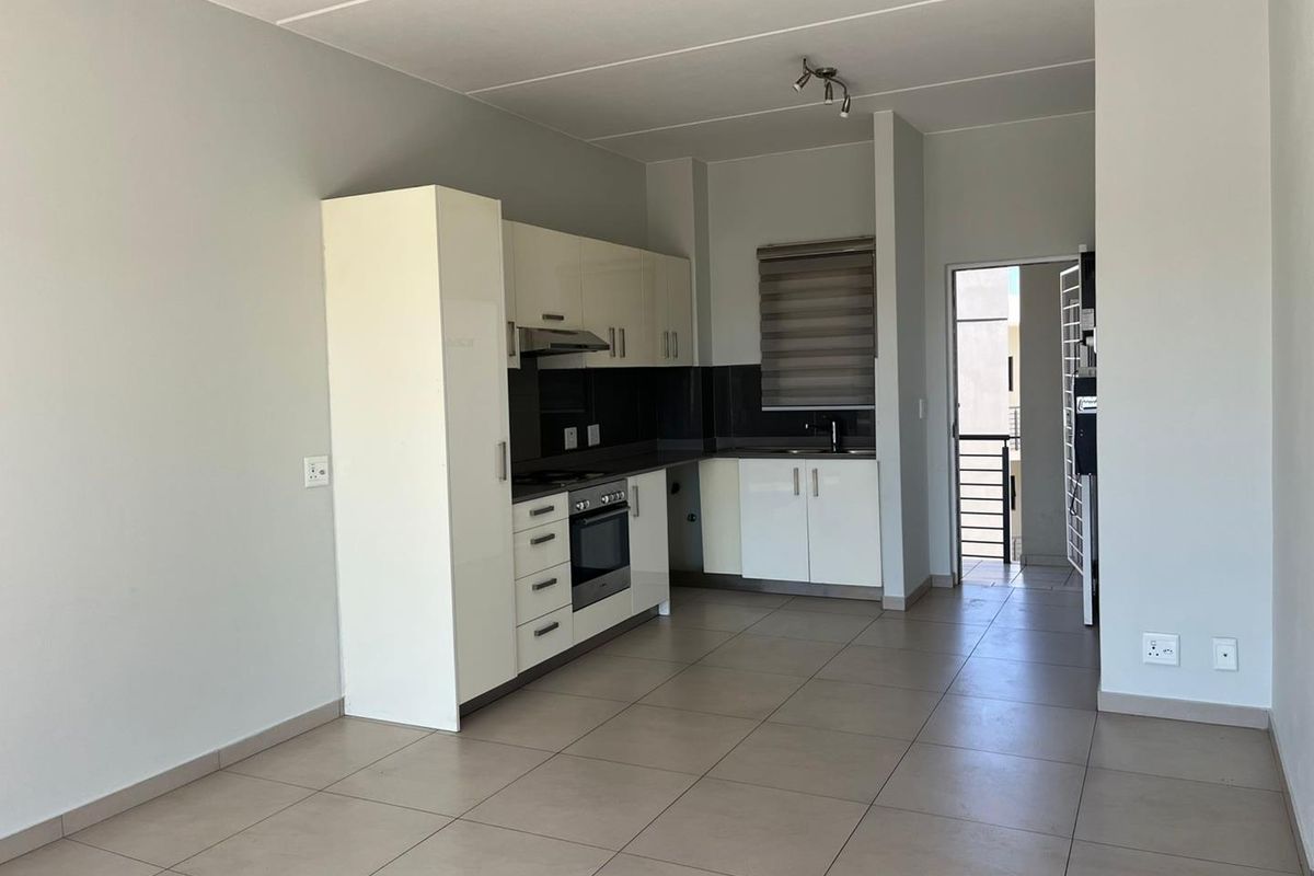 THREE BEDROOM APARTMENTAVAILABLE IN ISABEL ESTATE - Photo 2
