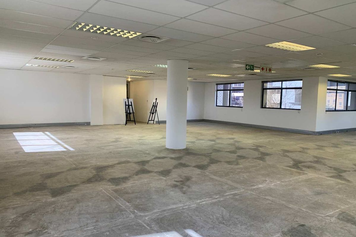 329m2 First Floor Office To Let at 11 Naivasha Road, Sunninghill - Photo 4