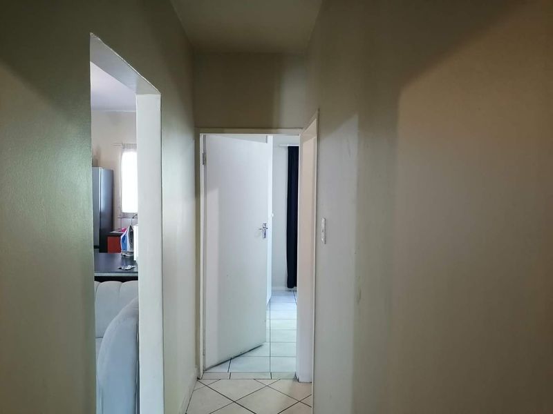 2 Bedroom Apartment for Sale in Vorna Valley - Photo 4