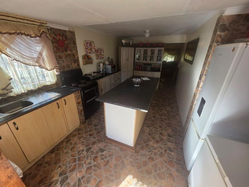 Ideal starter home - Photo 6