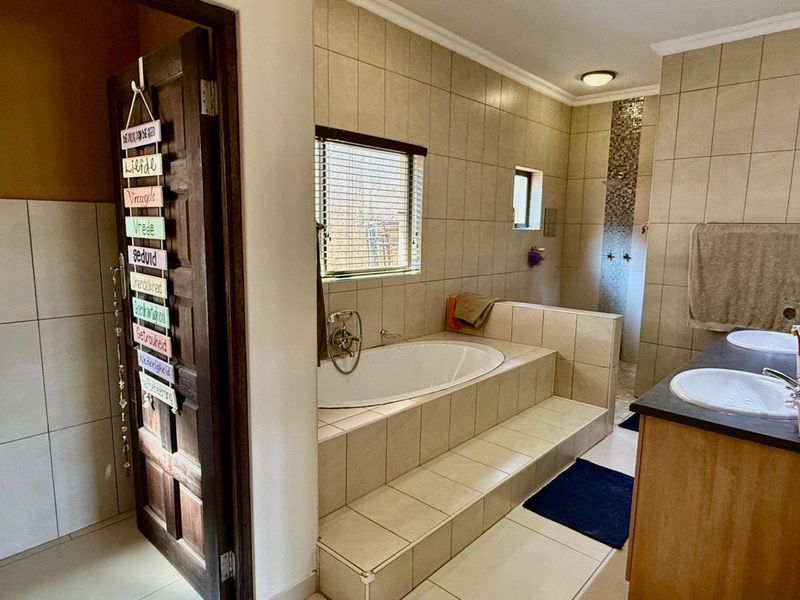 AUASBLICK - NS5 700 000 - FOR THE ENTERTAINER - Photo 8