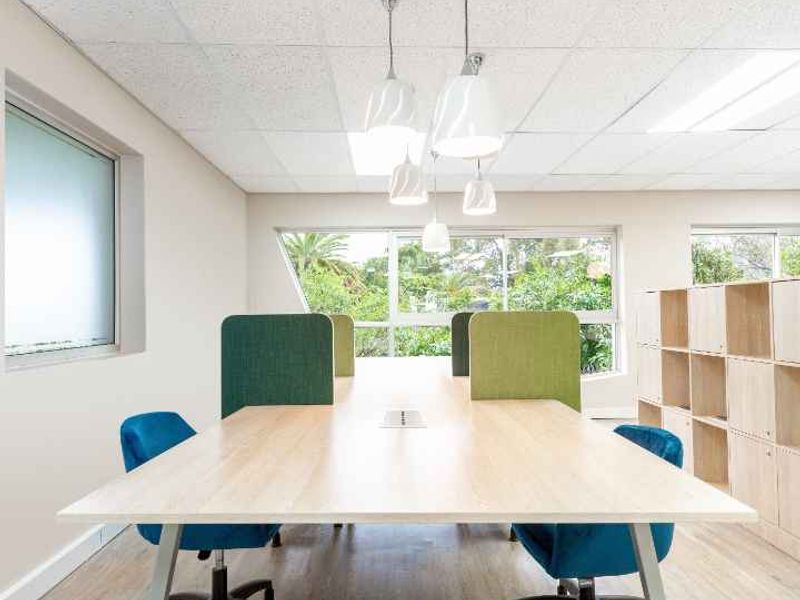 Workspaces, services and support to help you work better in Regus Paarl - Photo 8
