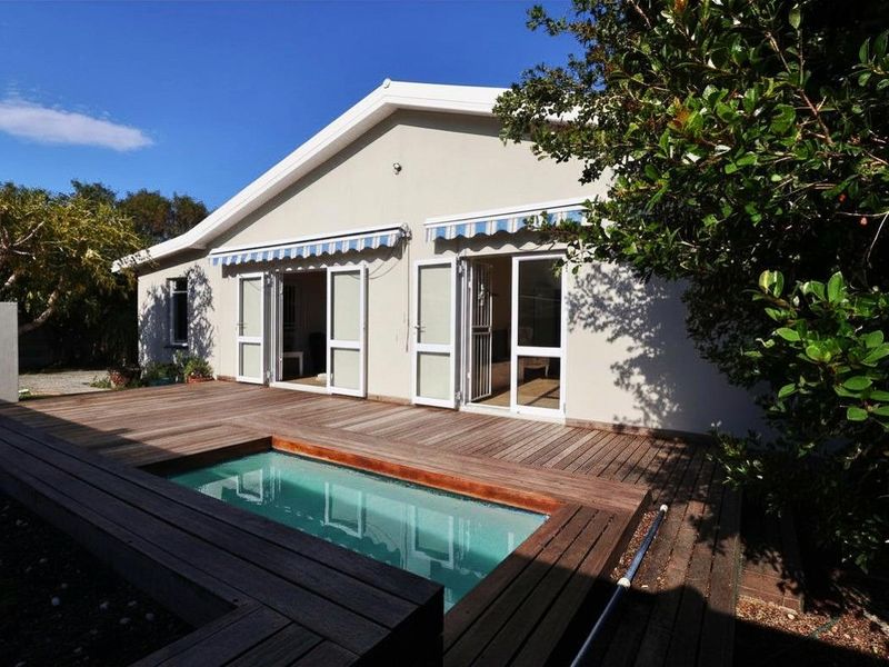 Salt Air, Warm Fires & Room to Grow - Photo 2