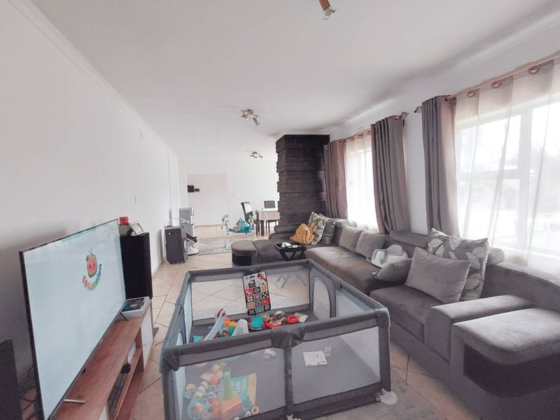 Discover Luxury Living in a Secure Family Enclave - Photo 10