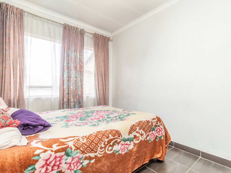 Secure Lifestyle Living - Photo 9