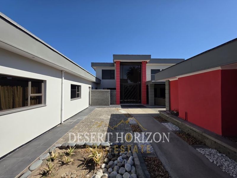 Swakopmund, Waterfront | Luxury Double Storey Home For Sale - Photo 4