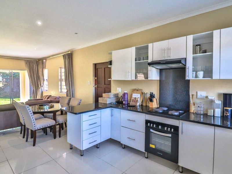 When convienience is Key! - Photo 8