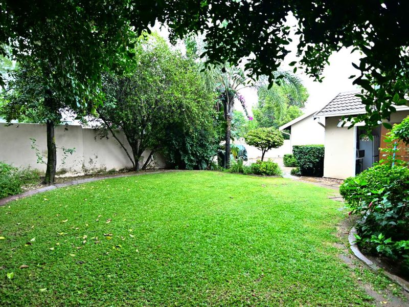 Beautiful Three Bedroom Family Home in Excellent Estate - Photo 3