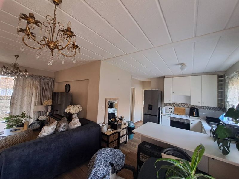 STUNNING Apartment For Sale! - Photo 6