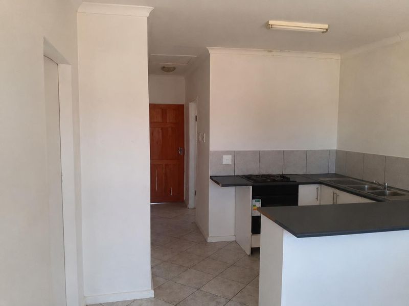 FOR SALE: AFFORDABLE 2-BEDROOM HOME WITH GREAT POTENTIAL, ARANDIS , NAMIBIA - Photo 2