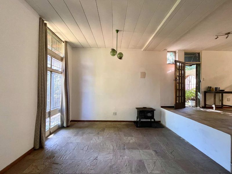 Comfy Townhouse in Lush Complex - Photo 6