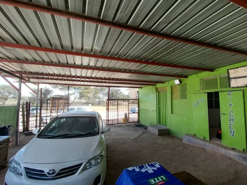 Okahandja - 2 Bedroom House For Sale - Photo 8