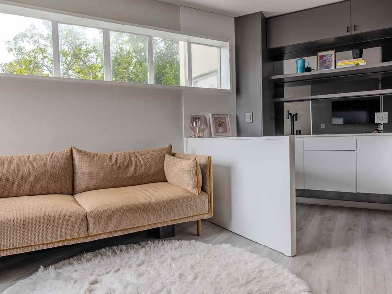 Stylish Gem in the Heart of Tamboerskloof - Photo 7