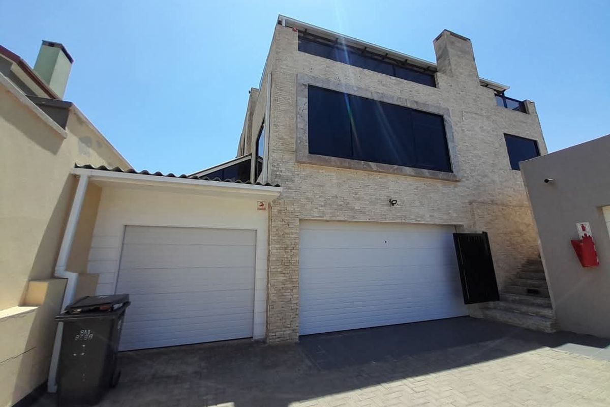 Spectacular Townhouse with Sea View, Vogelstrand - Photo 2