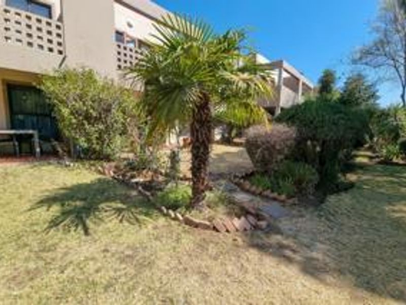 Comfortable lock and go home in the heart of new market park - Photo 3