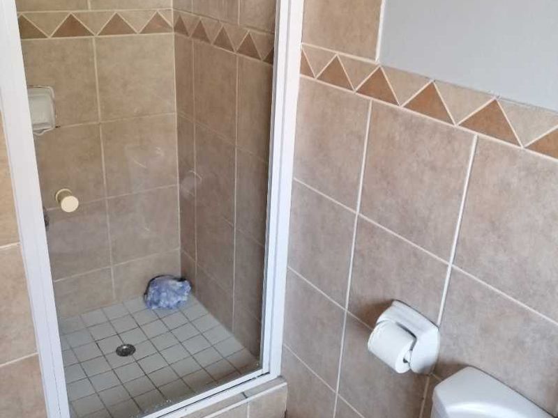 Spacious 2 Bedroom Apartment for Rent - Photo 10