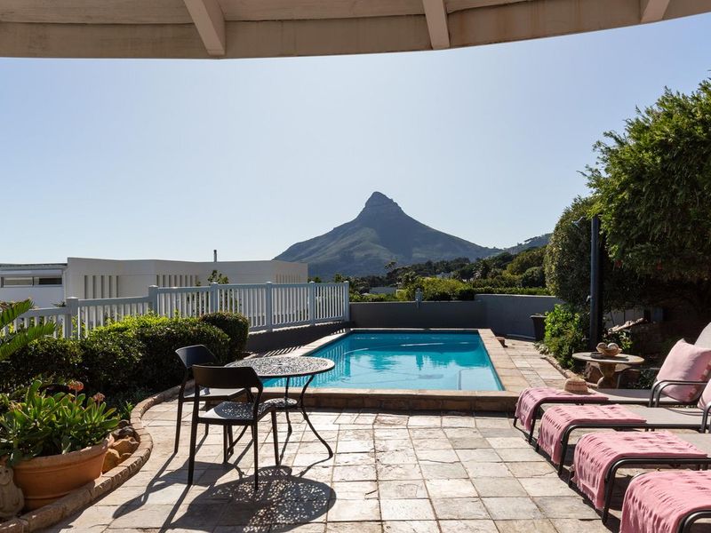 Gorgeous Villa with Unobstructed Mountain and Sea Views - Photo 3