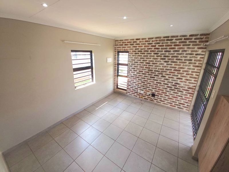 Three bedrooms house for sale in Lotus Gardens Capital View Estate - Photo 7