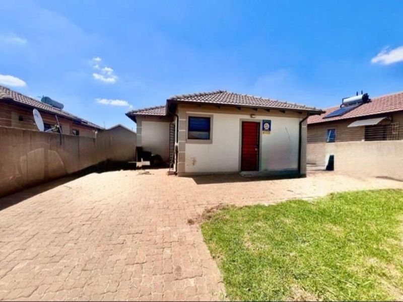 Family Home For Sale - Photo 1