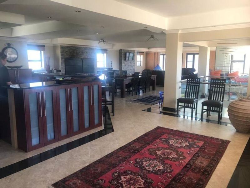 TO LET- FULLY FURNISHED 4 BEDROOM HOUSE IN VOGELSTRAND SWAKOPMUND, NAMIBIA - Photo 3