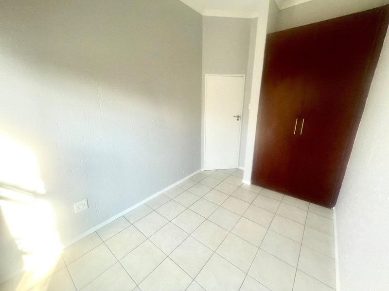 Modern 2-Bedroom Apartment for Rent in Kempton Park Central - Photo 10