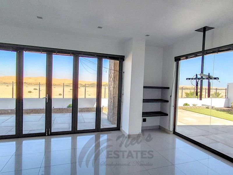Exceptional Home For Sale in Riverside, Kramersdorf, Swakopmund - Photo 6