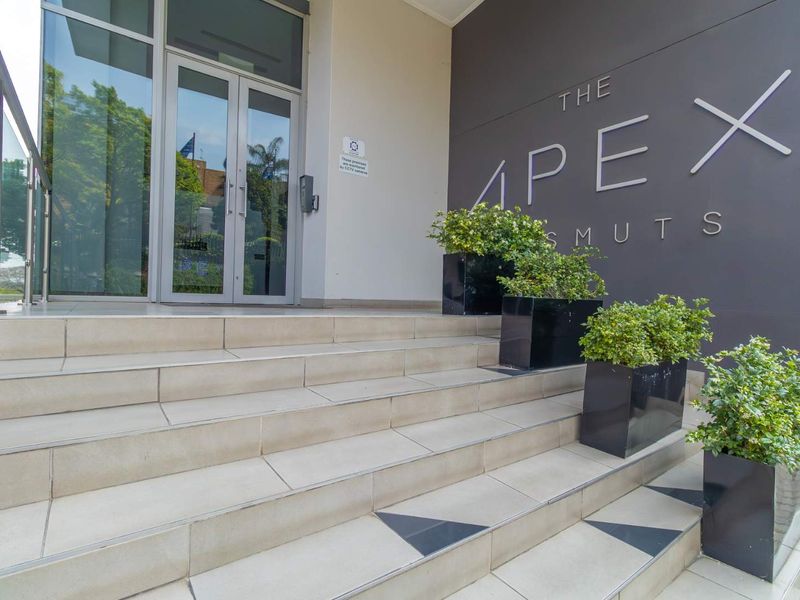 STUPENDOUS FULLY FURNISHED 2 BED 2 BATH APARTMENT FOR SALE IN THE ICONIC APEX IN ROSEBANK - Photo 1