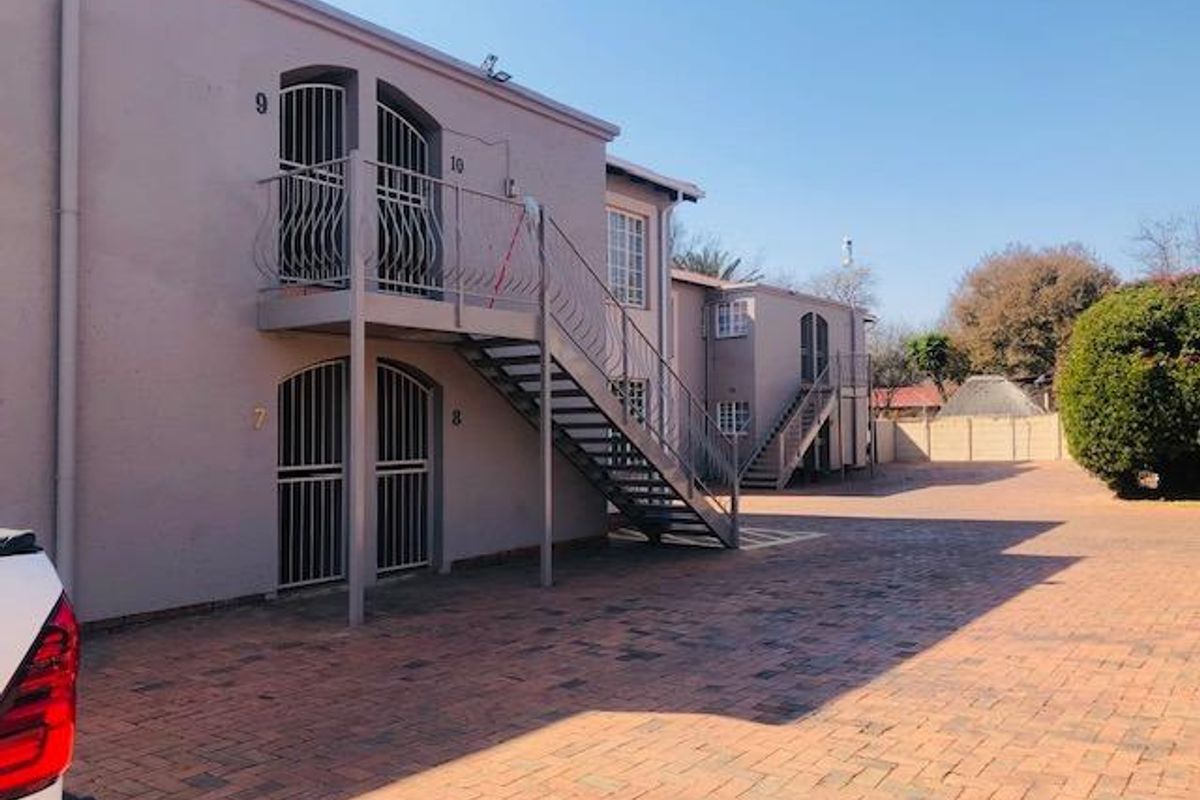 Modern Ground Floor Gem - Secure, Stylish & Superbly Located - Photo 2