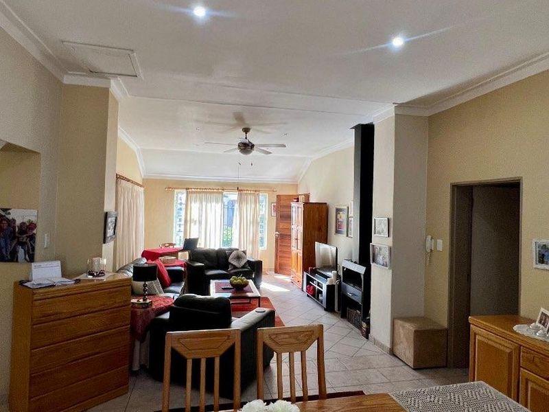 One level home for sale - Photo 9