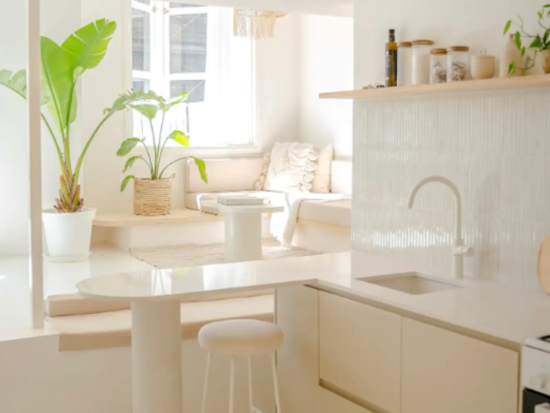 Turnkey Airbnb Investment in Iconic City Centre Building - Photo 4