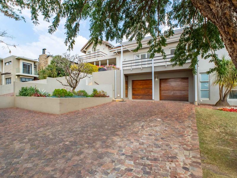 3 in 1! Versatile Executive Retreat with Mountain Views, Income Potential & Work-from-Home Elegance - Photo 4