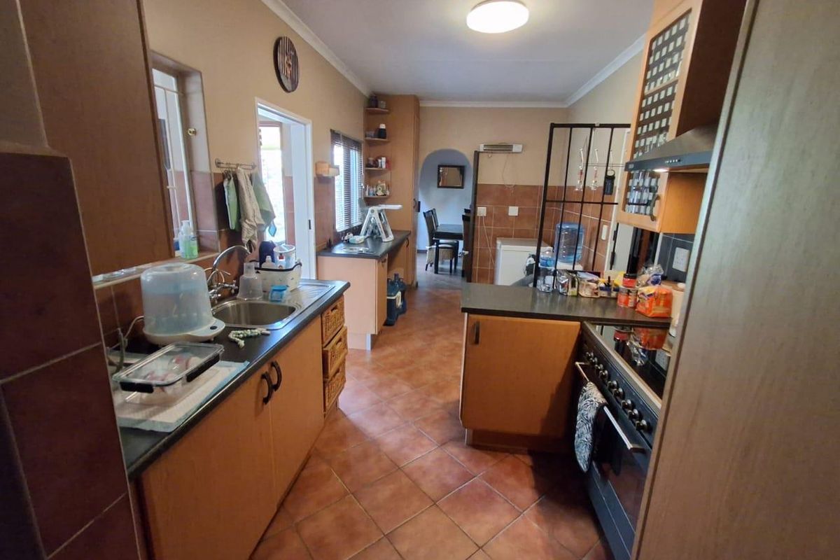 A Warm & Welcoming Family Home with Endless Potential - Photo 2