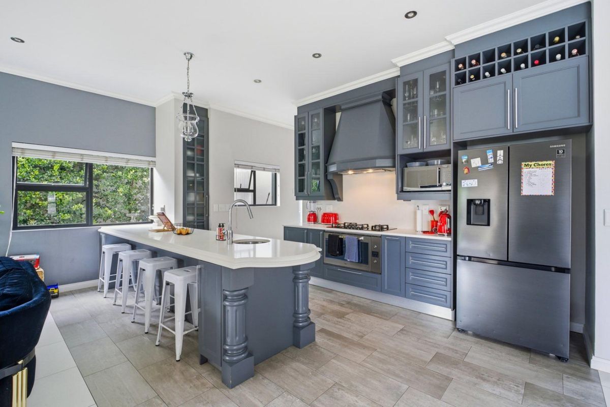 Modern Four Bedroom Home For Sale in Waterfall Country Village Estate - Photo 3