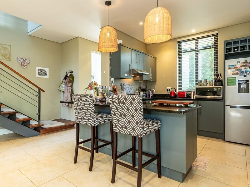 Magnificent townhouse beautifully situated at Stonehurst - Photo 8
