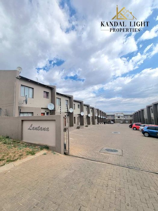 Property #2514750, Townhouse For Sale in Khomasdal